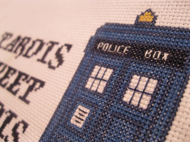 Tardis Sweet Tardis /// cross-stitch pattern image 1