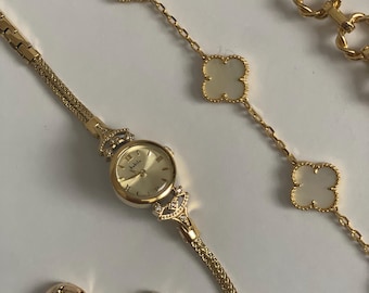 Vintage Style Gold Watch with Elegant Detailing for her
