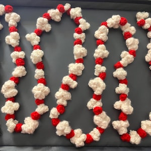 Christmas Tree Garland Crochet Handmade Popcorn and Cranberry