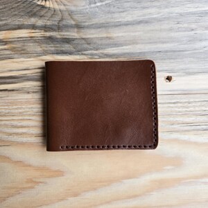 Cartera horizontal básica de dos pliegues
