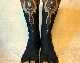 Ninja tabi shoes, summer cotton fabric boots, with leather art applique, gemstone, black or white color.