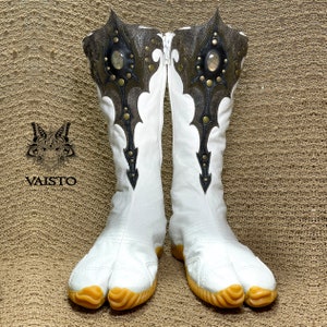 Ninja tabi shoes, summer cotton fabric boots, with leather art applique, gemstone, black or white color. White