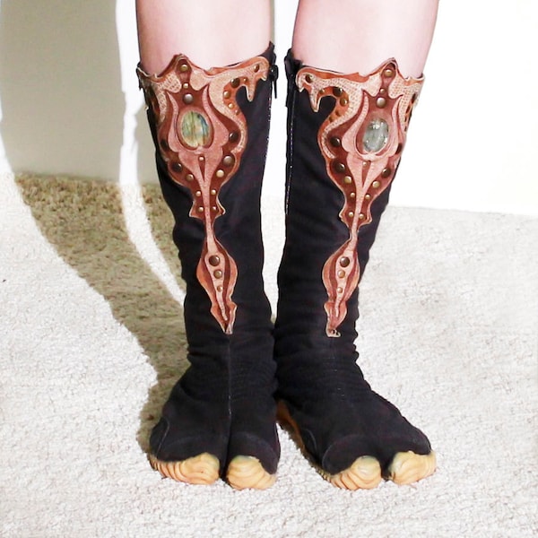 Ninja tabi shoes, summer cotton fabric boots, with leather art applique, gemstone, black or white color.