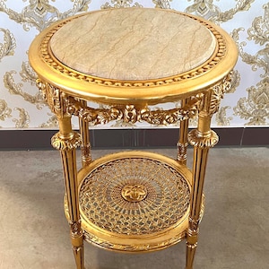 Gold Rokoko Couchtisch Marmorplatte Französischer Antiker Stil in Handarbeit