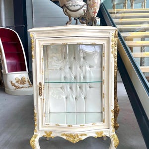 Vetrina in stile francese Luigi XIV in colore beige, piano in marmo, vetrina in stile barocco retrò, bianca, fatta a mano, per l'arredamento della casa
