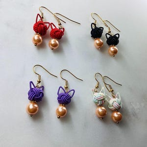 Mizuhiki cat earrings, handmade japanese Jewellery with glass pearls, various colours