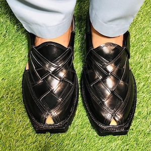 Black Stylish Genuine Leather Peshawari Chappals | Handcrafted Black Leather Peshawari Chappal | Traditional Comfortable Sandals for Men