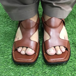 Handcrafted Brown Leather Peshawari Chappal Sandals: Square Toe Design