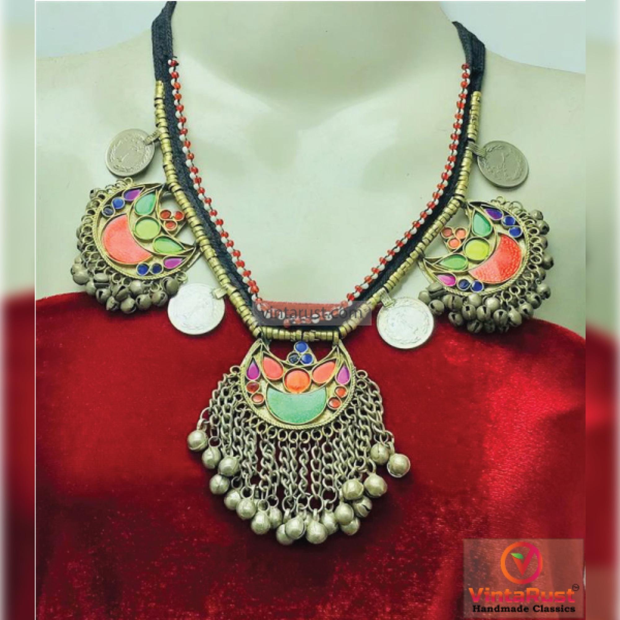 ヴィンテージアフガントライバルチョーカー：カラフルなクチ