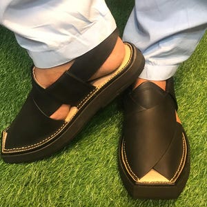 Handcrafted Black Leather Peshawari Sandals: Elegant Gents Chappals
