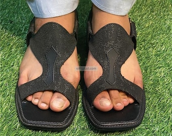 Black Handmade Peshawari Chappal: Men’s Ethnic Leather Sandals