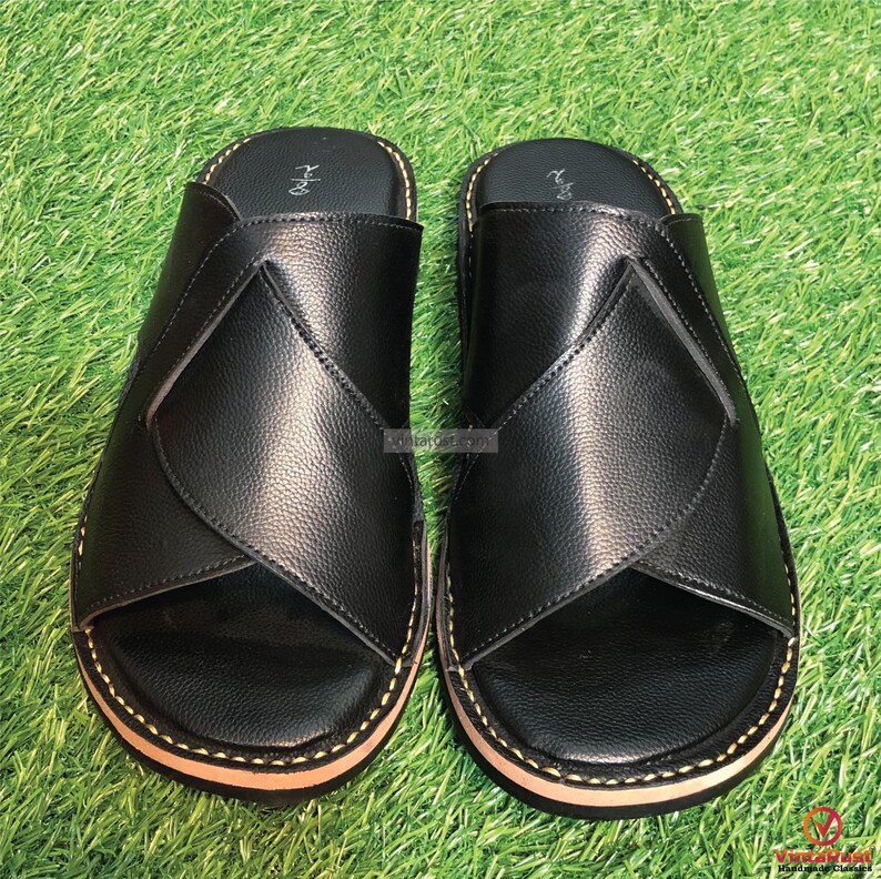 Handgjord svart läder Peshavari Chappal: Traditionell etnisk sandal bild 6