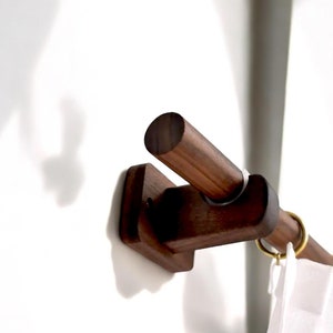 Custom Walnut Wooden Curtain Rods, Adjustable Curtain Hooks, Window Treatment Hardware, Decorative Pole Holder Rings, Modern Rod Bracket