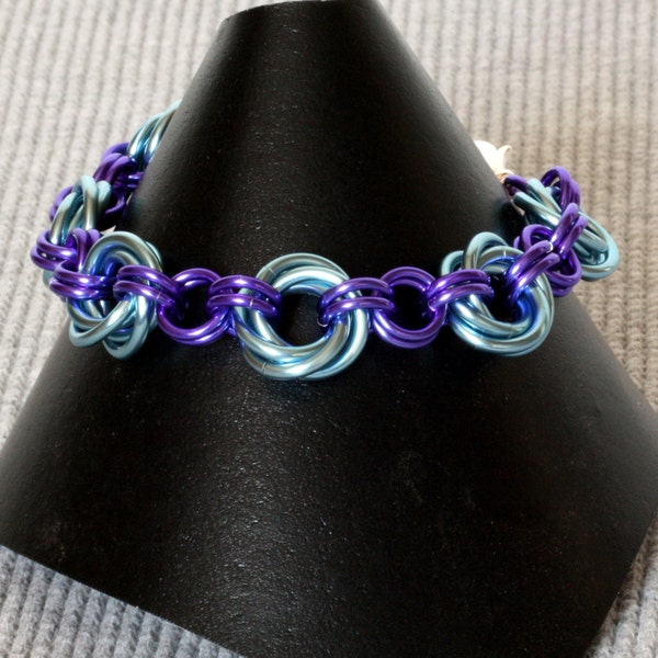 Rosette Chainmail Bracelet