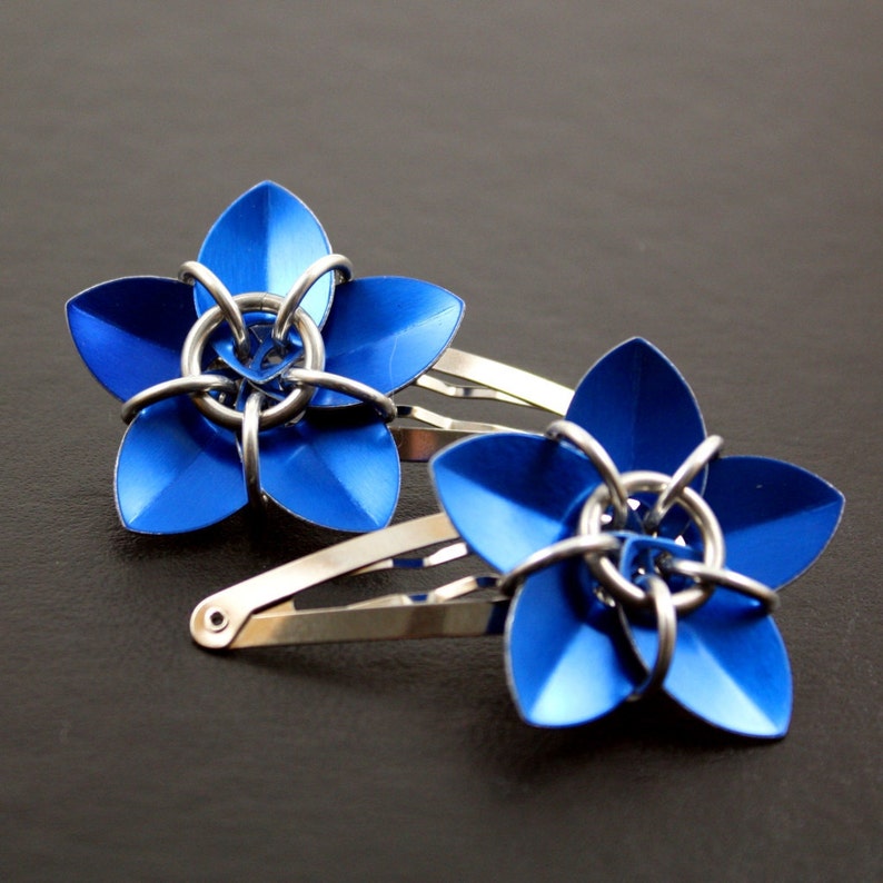 Scalemaille Flower Hair Barrette image 1