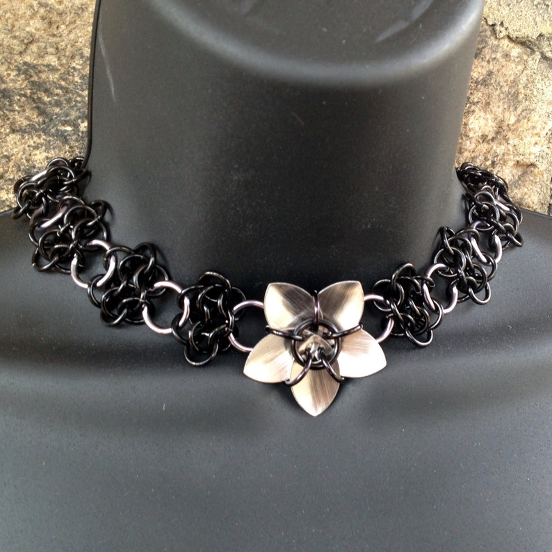 Chainmail Lace Flower Choker image 5