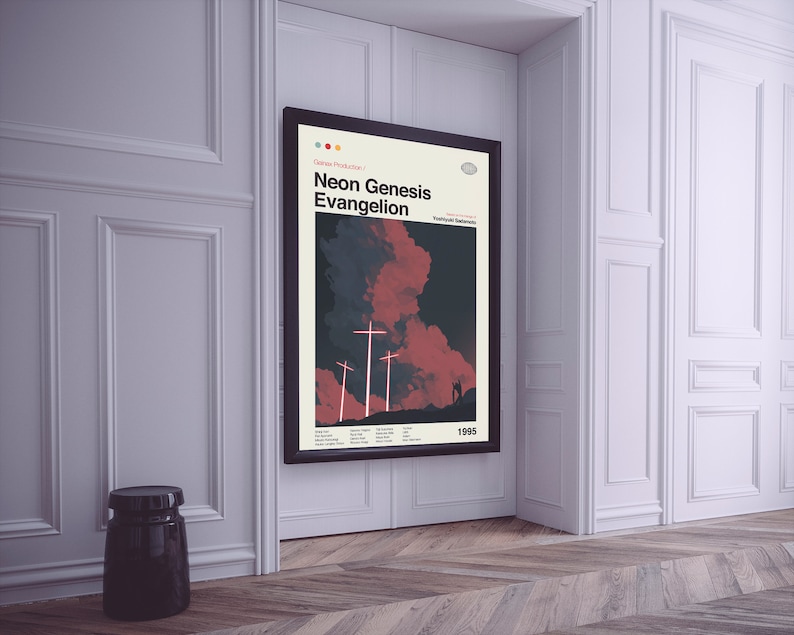 Może przedstawiać: Czarny plakat w ramie z czerwono-czarnym obrazem zachmurzonego nieba z trzema krzyżami. Plakat zawiera napis "Neon Genesis Evangelion" w kolorze białym z czerwonym obramowaniem. Napis "Genius Production" jest mniejszy i w kolorze białym. Plakat zawiera r&oacute;wnież napis "1995" w kolorze białym.
