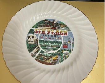 Six Flags Over Texas Theme Attraction Decorative Plate Skull Island Starr Mall