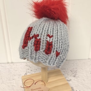 Hi, Hello, Greetings Hat, Newborn Baby Size,  Hi Pom Pom Beanie, Newborn-6 months 13"-15" Circumference