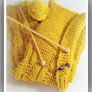 Pixie Hooded Scarf in Bulky Yarn  Knitting Pattern  Adult Size