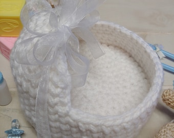 PDF Pattern Crochet Round Bassinet for up to 5" Dolls