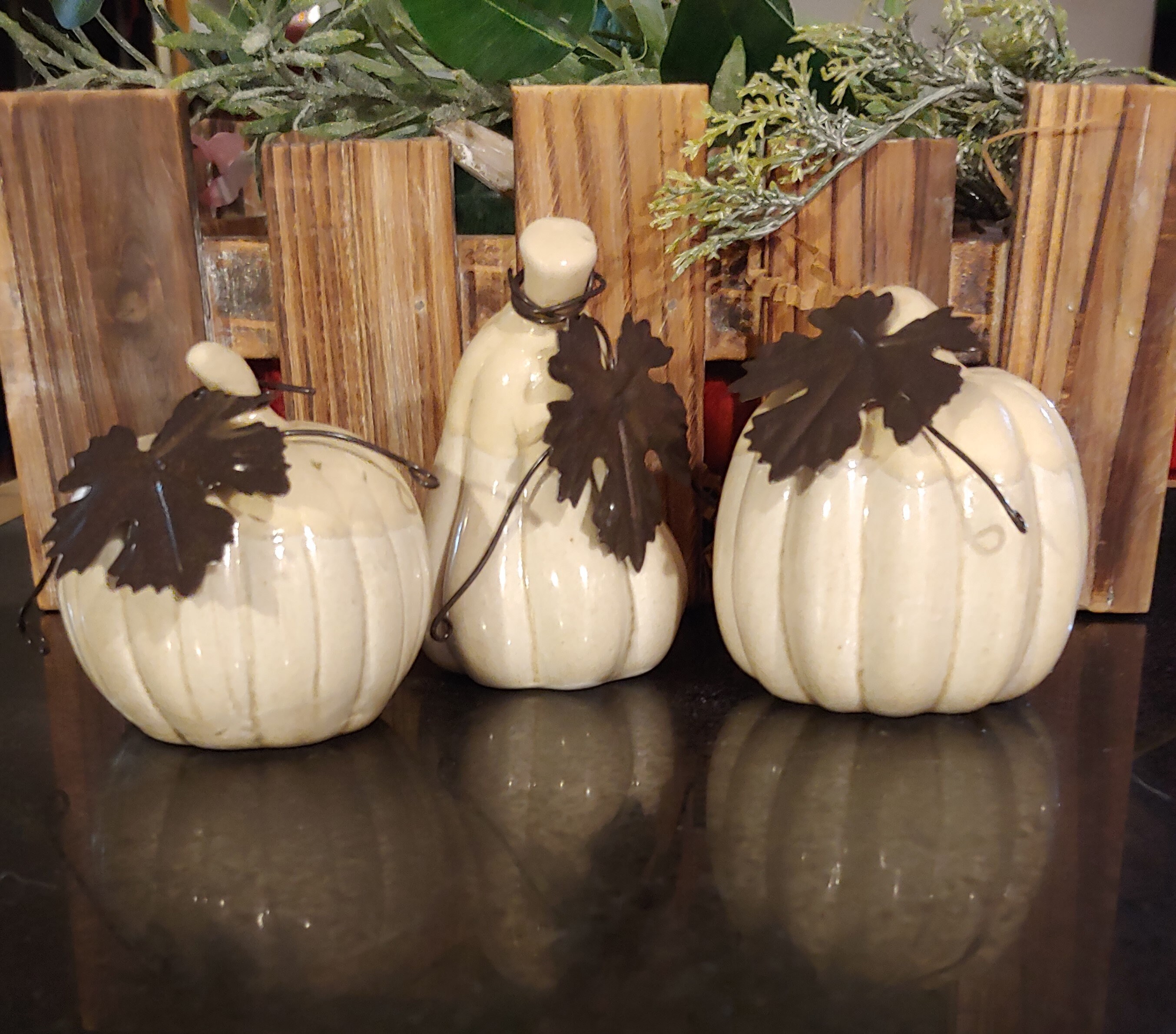 BABY THREE 正月2個セット Set of Three Little Pumpkins 2-3 inches - Etsy 日本