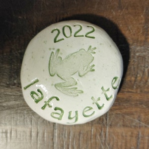 Pet Frog Memorial Stone Personalized 2.5 to 3.5&quot;