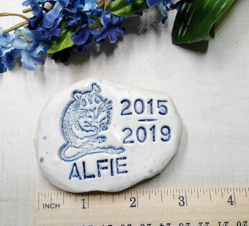 Gerbil Memorial Stone Personalized 2.5 to 3.5 Ships Insured Priority image 3