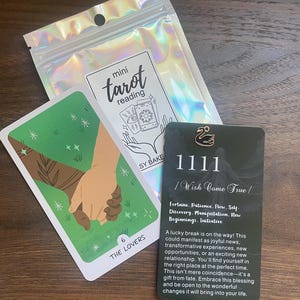 Mini-tarot- en orakelleesset: intuïtief tekenen met bedel en boodschap