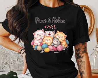 Maglietta con gattini carini: maglietta grafica per amanti dei gatti Paws and Relax
