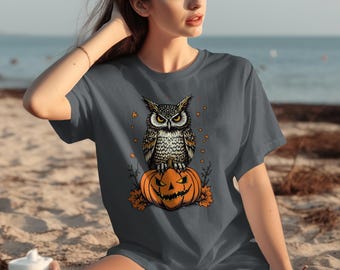 Halloween Owl T-Shirt: Spooky Pumpkin Graphic Tee, Fall Fashion