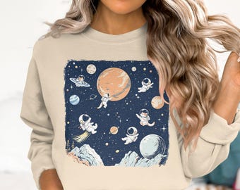 Space Cat Astronaut T-Shirt: Galaxy Adventure Graphic Tee