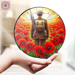 Soldaat en klaproos bloemen glas-in-lood zonnevanger, klaproos bloemen zonnevanger, soldaat met klaproos bloem ornament, veteraan herdenkingscadeau