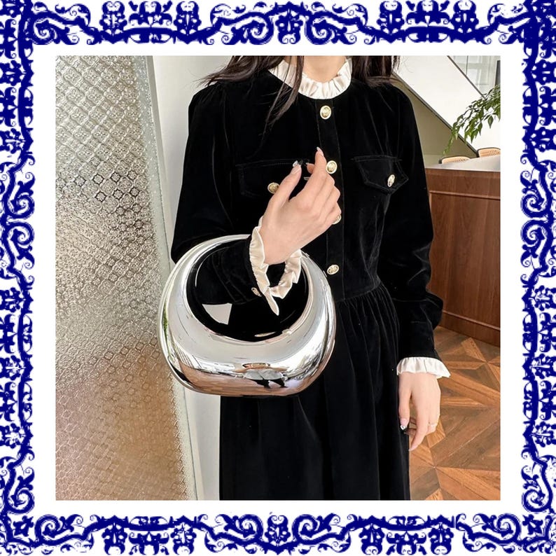 2024 Luxury Golden Gothic Handbag Designer PVC Wrist Clutch With Round