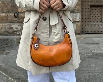 Handmade Italian Leather Crossbody Bag: Halfmoon Shoulder Bag