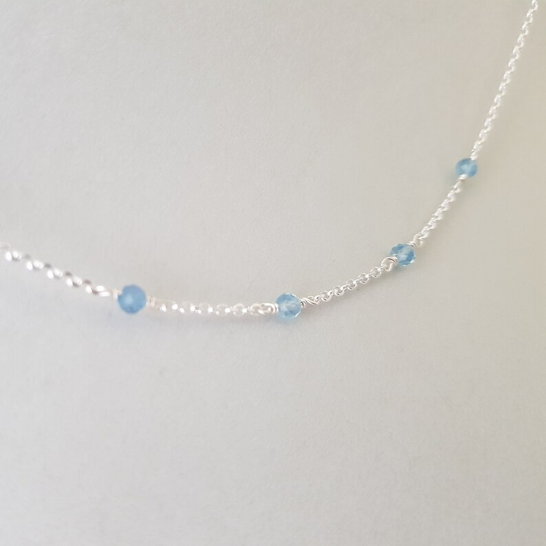 Collier aigue-marine anniversaire mars pierres précieuses bleues naturelles délicate chaîne en argent sterling ras de cou bohème minimaliste pour fille, meilleure amie image 7