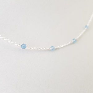 Collier aigue-marine anniversaire mars pierres précieuses bleues naturelles délicate chaîne en argent sterling ras de cou bohème minimaliste pour fille, meilleure amie image 4