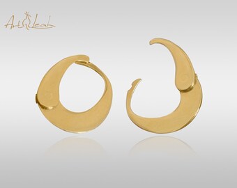 Gold hoops |Minimalist circle earrings |Everyday earrings |Simple Earrings |Stylish earrings |Israeli jewelry.