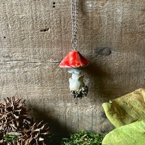 Amanite - Stoneware mushroom necklace