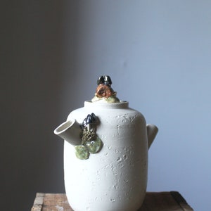 Stoneware Teapot with blu mushrooms and little snail MADE TO ORDER Stoneware Teapot 画像 4