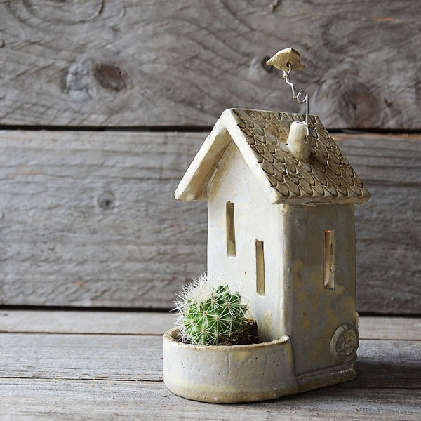 Tealight holder and planter House - Stoneware