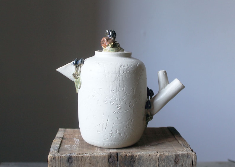 Stoneware Teapot with blu mushrooms and little snail MADE TO ORDER Stoneware Teapot 画像 2