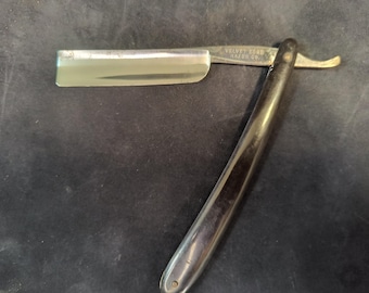 Velvet Edge Straight Razor 1/2" Hollow Ground Blade