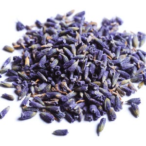 Dried Lavender Petals – Premium Natural Petals for Tea, Baking, Weddings and DIY Creations
