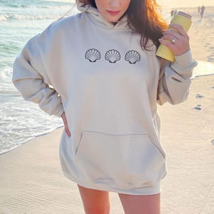 SeaShell Sweatshirt - Retro Ocean Hoodie - Beach Sweater - Nautical Gift - Summer Hoodie - Coastal Sweater - Vacation Sweater - Beachy Vibes