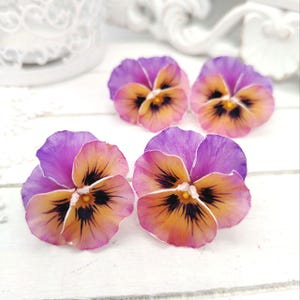 Purple Pansy Flower Earrings – Handmade Polymer Clay Floral Jewelry – Lightweight Statement Earrings – Hypoallergenic Gift for Her Gift box