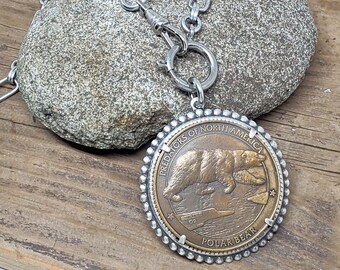 Coin Jewelry - POLAR BEAR - NAHC Collectible Bronze Coin Medallion Fancy Chain Necklace - Hunting - Predators of North America Coin