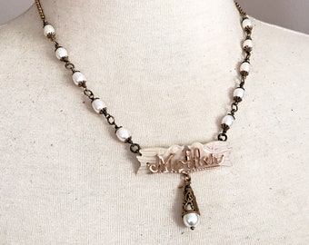 Gift for Mom - Vintage Genuine Hand Carved Mother Of Pearl Love Bird Etching Pearl Beaded Necklace - Pearl Necklace - Mother Pin