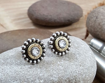 Bullet Jewelry - Bullet Studs - Pendientes de bala con bisel con cuentas automático Petite 25 - Cristales de diamante - ¡Bonitos y pequeños! - Exclusivos de SureShot
