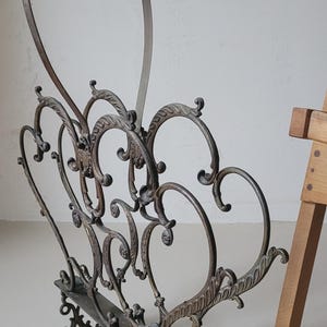 Vintage Ornate Brass Magazine Rack Italian Newspaper Rack Carrying Handle Mid-Century Neoclassical Regency Style Magazine Stand, Rack 1950s